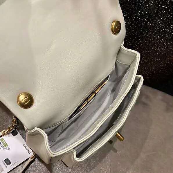 2020 Chanel Handle bag