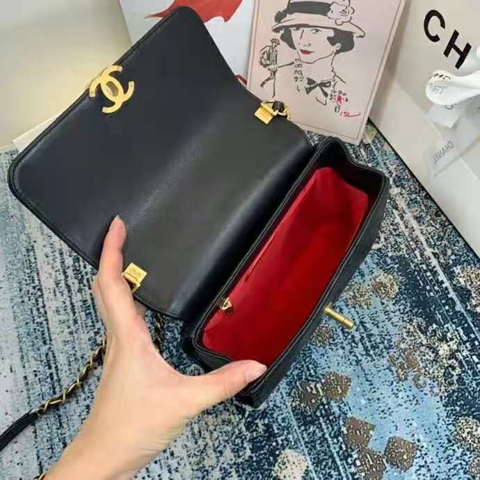 2020 Chanel Handle bag