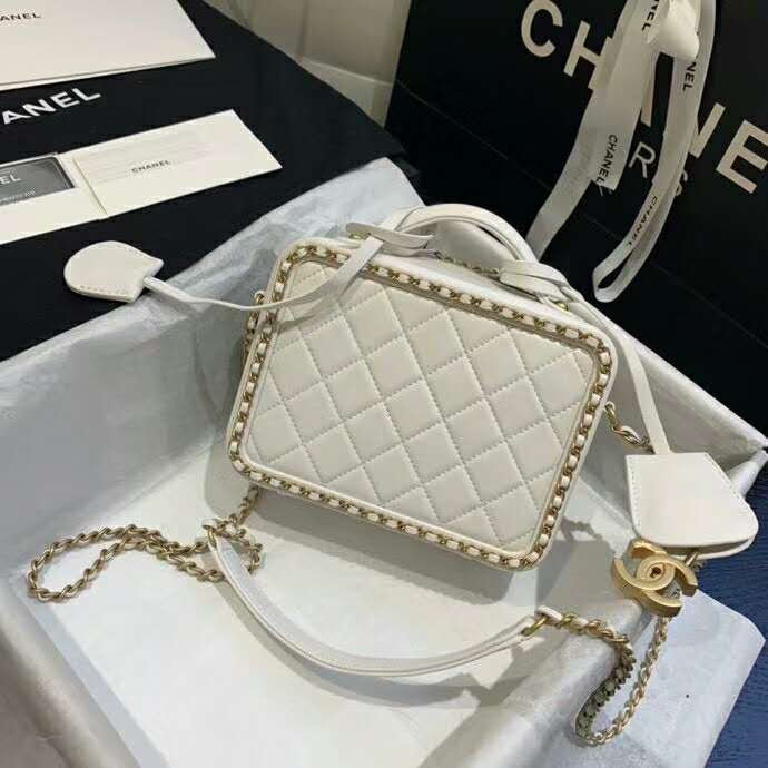 2020 Chanel Large Vanity Case