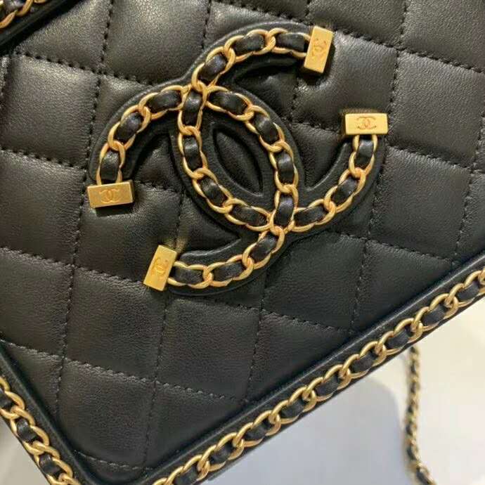 2020 Chanel Large Vanity Case