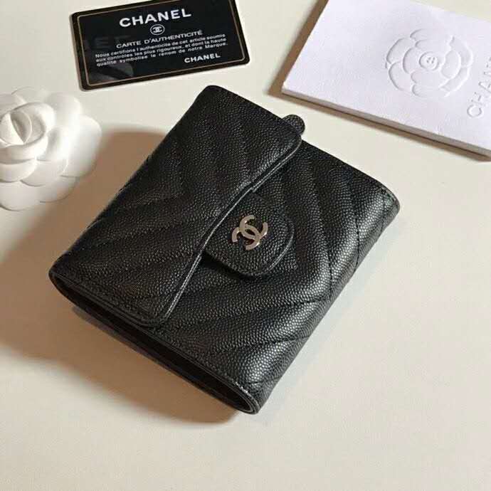 2020 Chanel Matelasse Tri-Fold Wallet