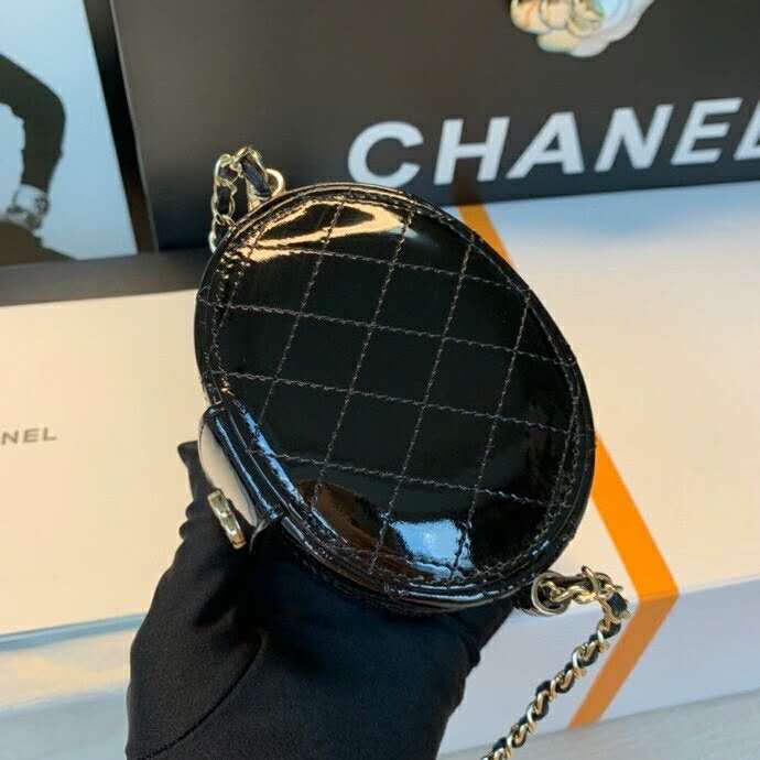 2020 Chanel Mini Cosmetic bag