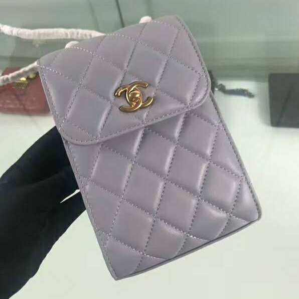 2020 Chanel Mobile phone bag with Chain