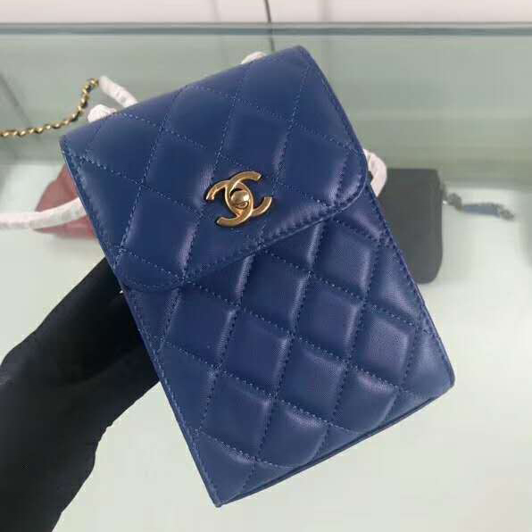 2020 Chanel Mobile phone bag with Chain