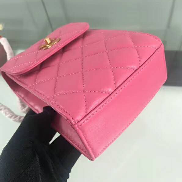 2020 Chanel Mobile phone bag with Chain