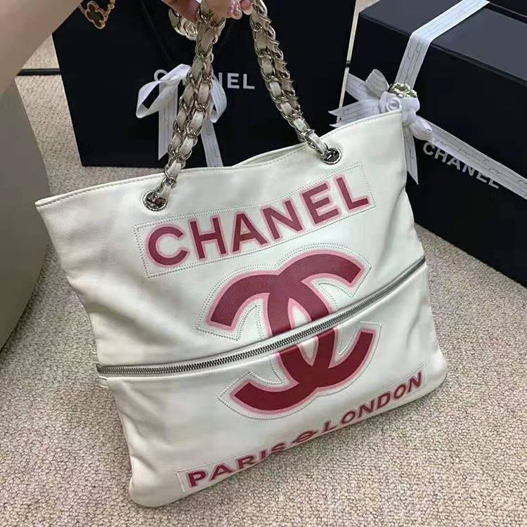 2020 Chanel Shopping Bag