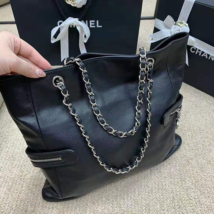 2020 Chanel Shopping Bag