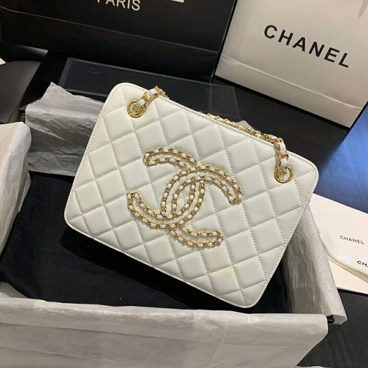 2020 Chanel Shoulder bag