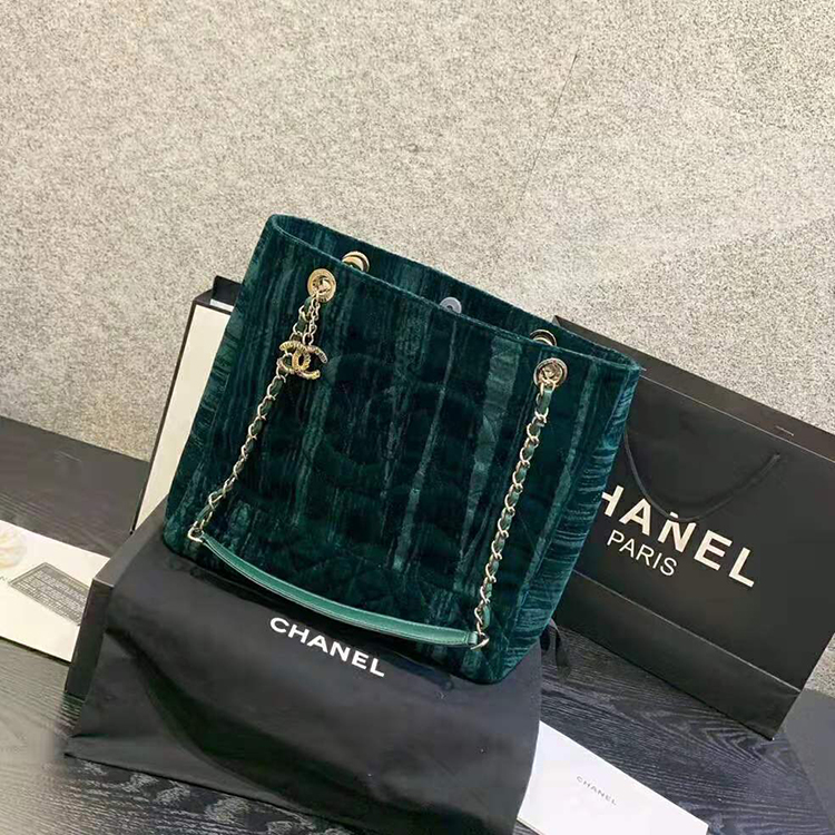 2020 Chanel Shoulder bag