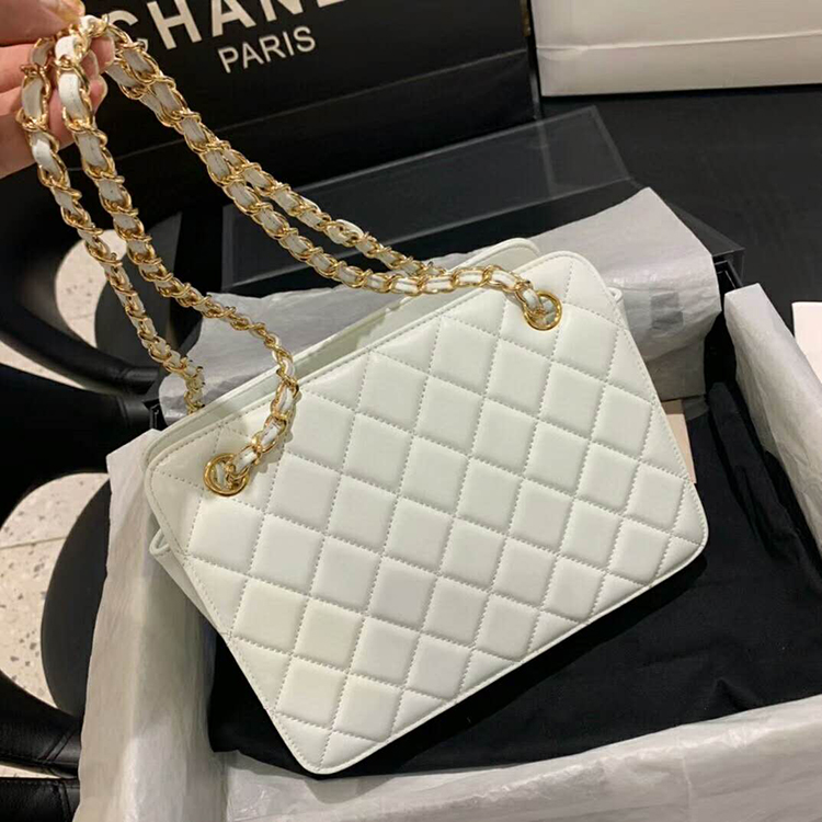 2020 Chanel Shoulder bag