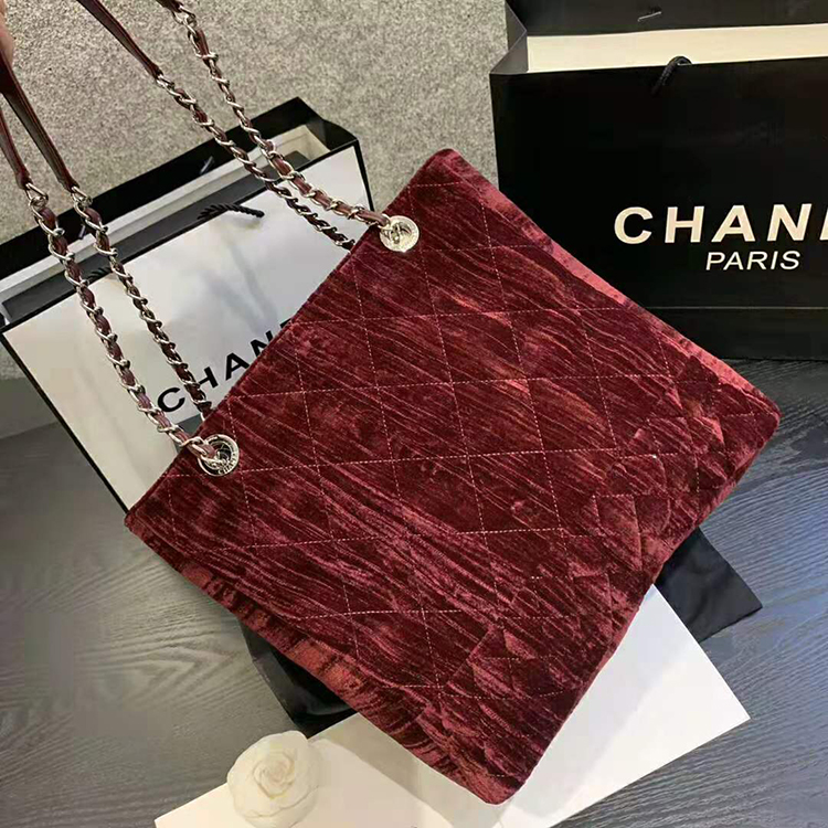 2020 Chanel Shoulder bag