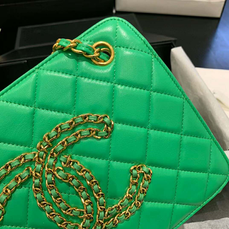 2020 Chanel Shoulder bag