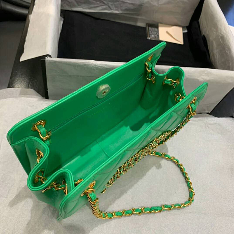 2020 Chanel Shoulder bag