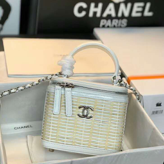 2020 Chanel Vanity Case