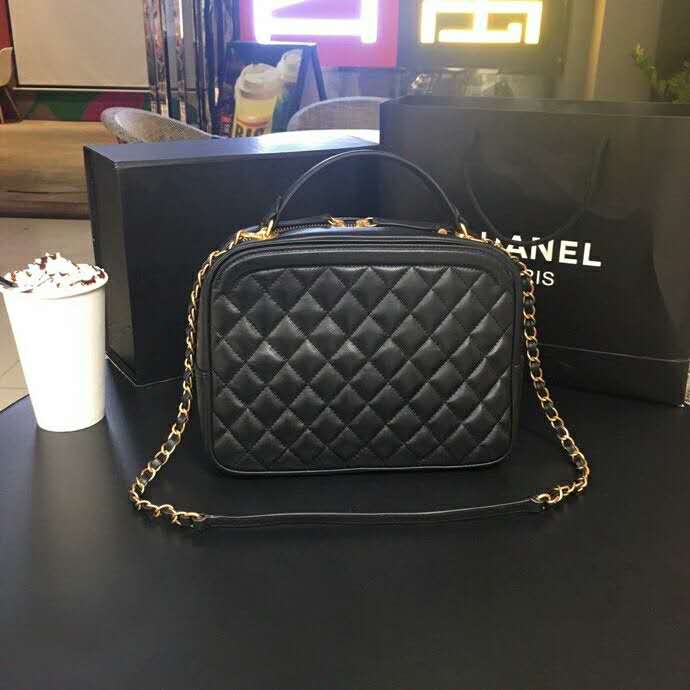 2020 Chanel Vanity bag