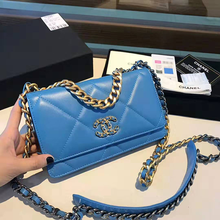 2020 Chanel WOC A33814 Mini Flap Bag