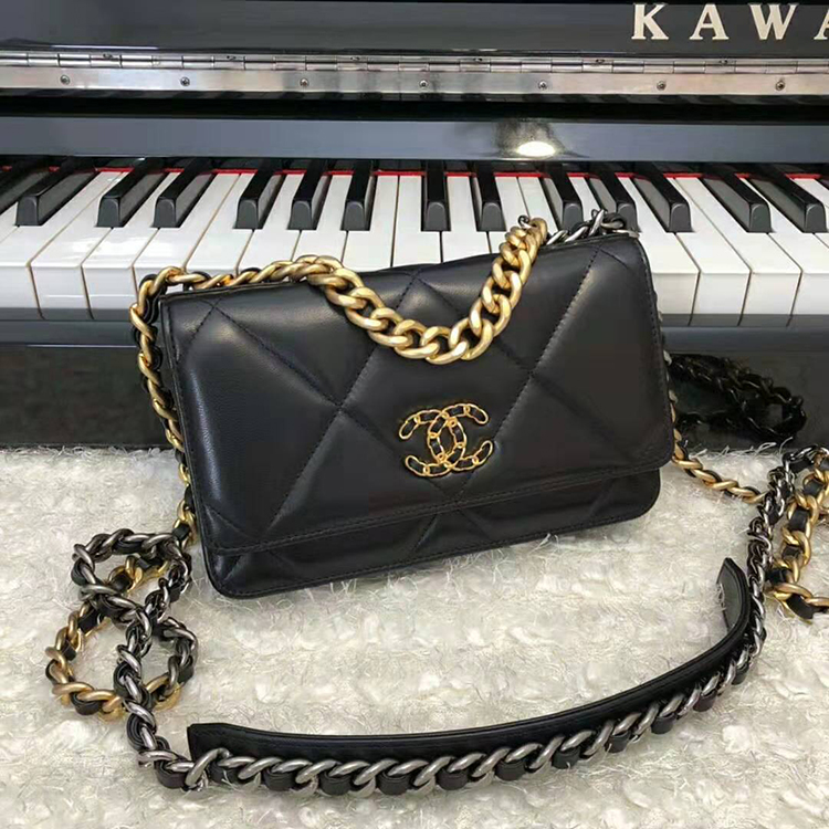 2020 Chanel WOC A33814 Mini Flap Bag