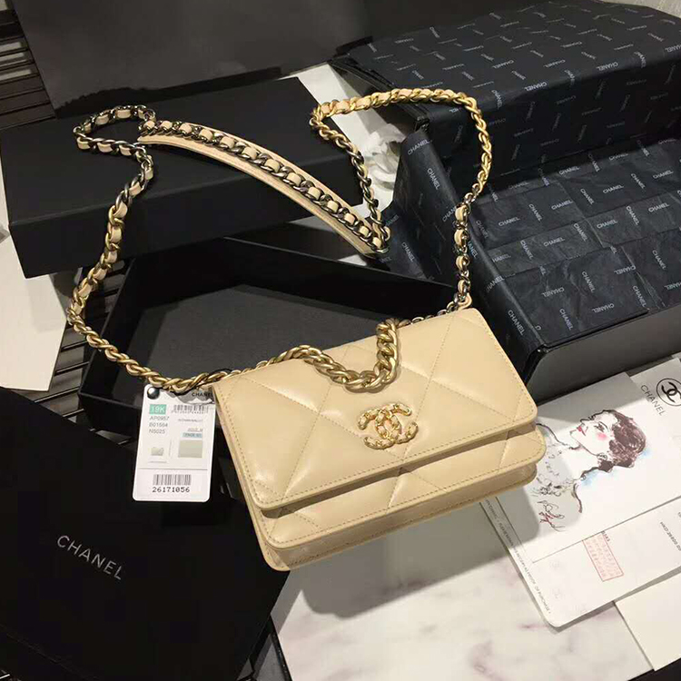 2020 Chanel WOC A33814 Mini Flap Bag