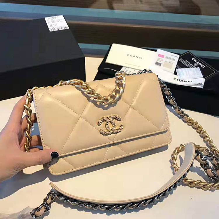 2020 Chanel WOC A33814 Mini Flap Bag