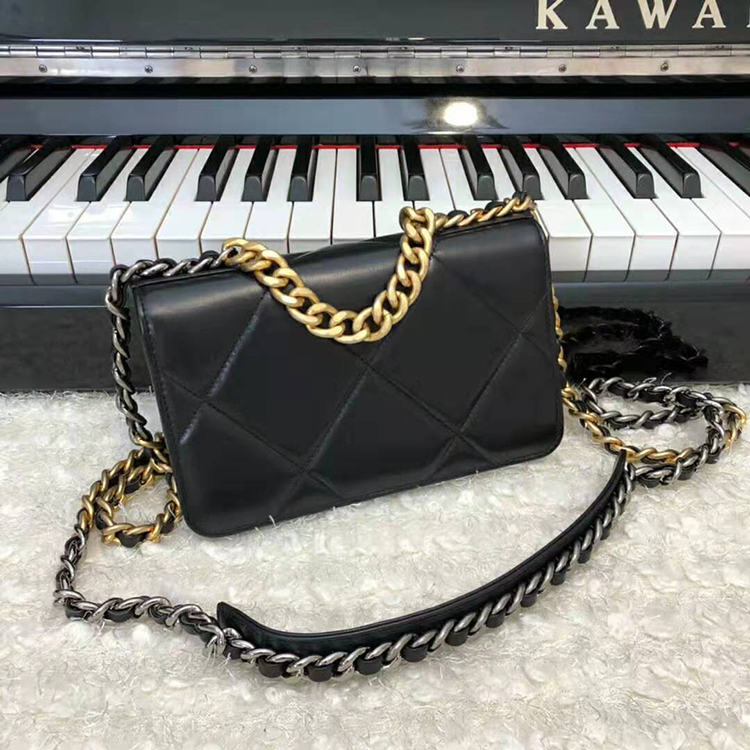 2020 Chanel WOC A33814 Mini Flap Bag