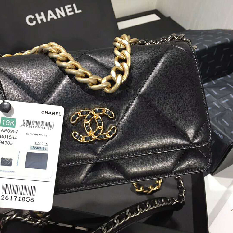 2020 Chanel WOC A33814 Mini Flap Bag