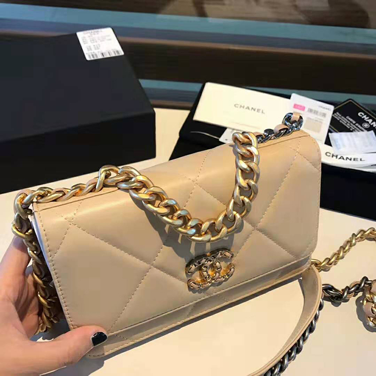 2020 Chanel WOC A33814 Mini Flap Bag