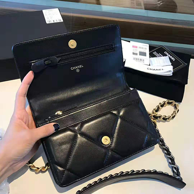 2020 Chanel WOC A33814 Mini Flap Bag