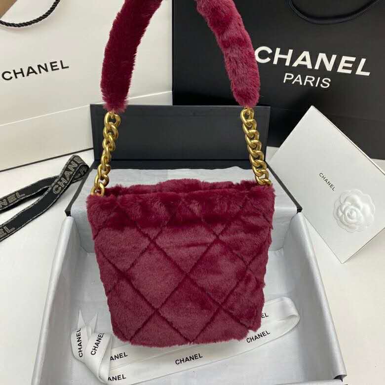 2020 Chanel bucket bag