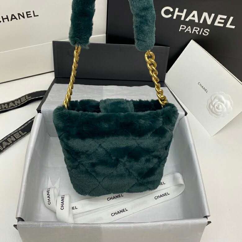 2020 Chanel bucket bag