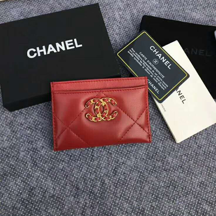 2020 Chanel card holder