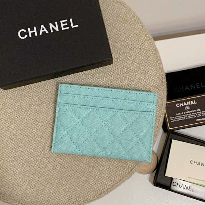 2020 Chanel card holder