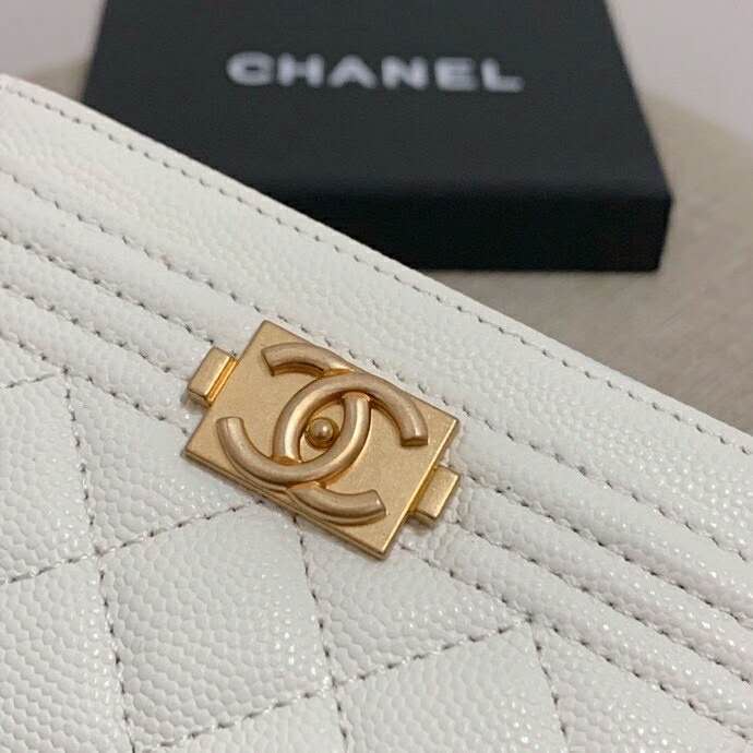 2020 Chanel card holder