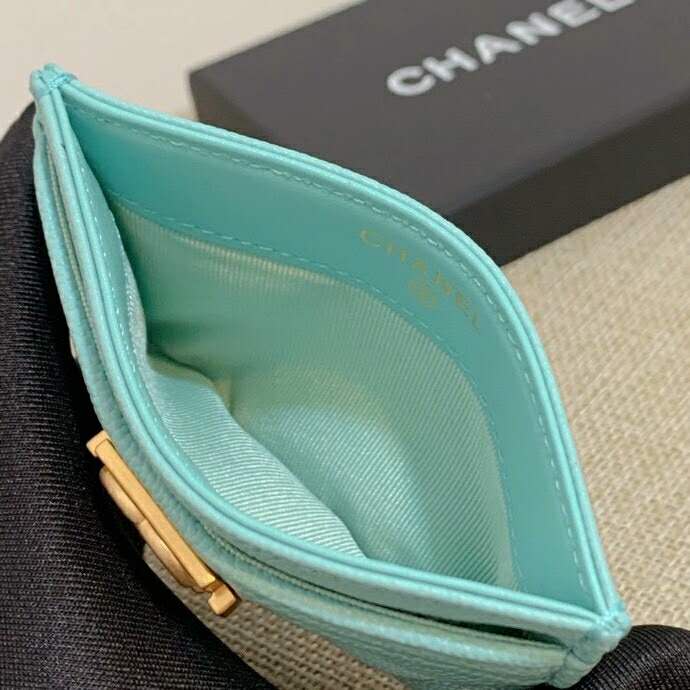 2020 Chanel card holder