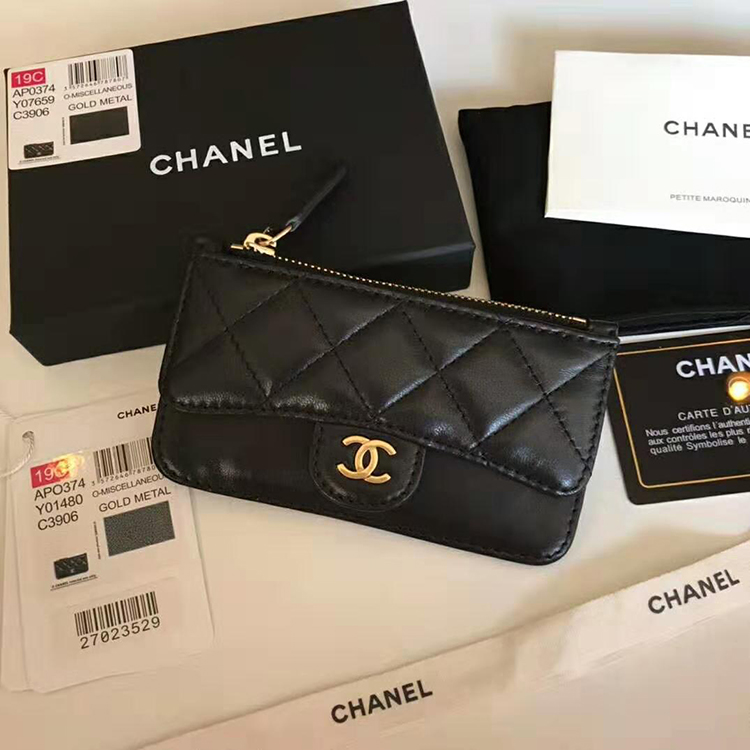 2020 Chanel classic card holder