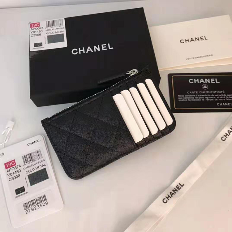 2020 Chanel classic card holder