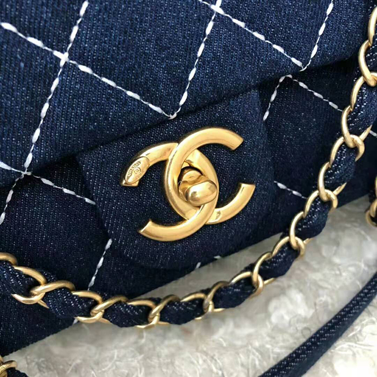 2020 Chanel classic handbag