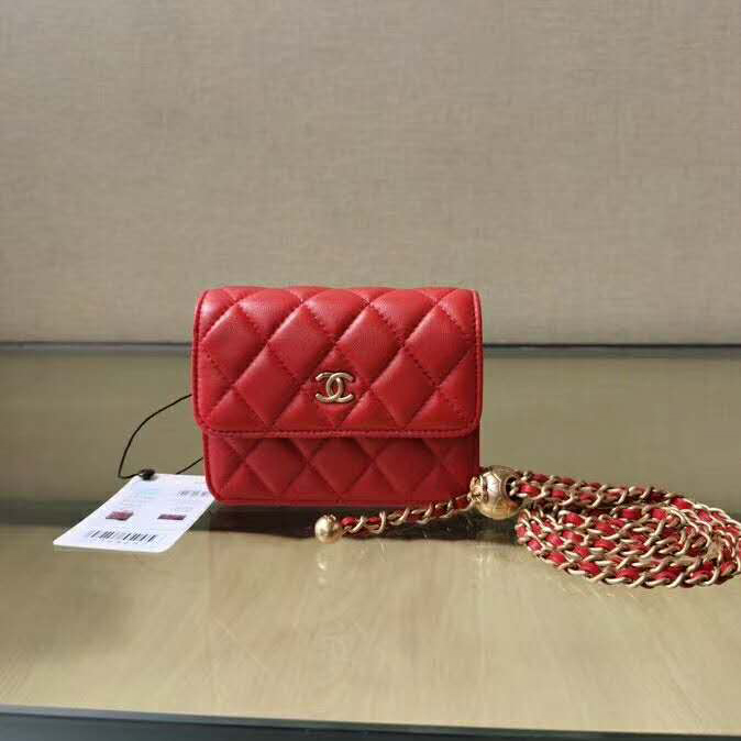 2020 Chanel clutch with chain