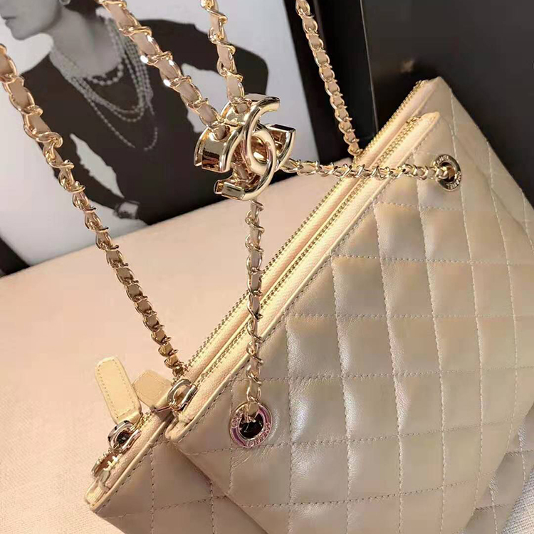 2020 Chanel clutch with chain