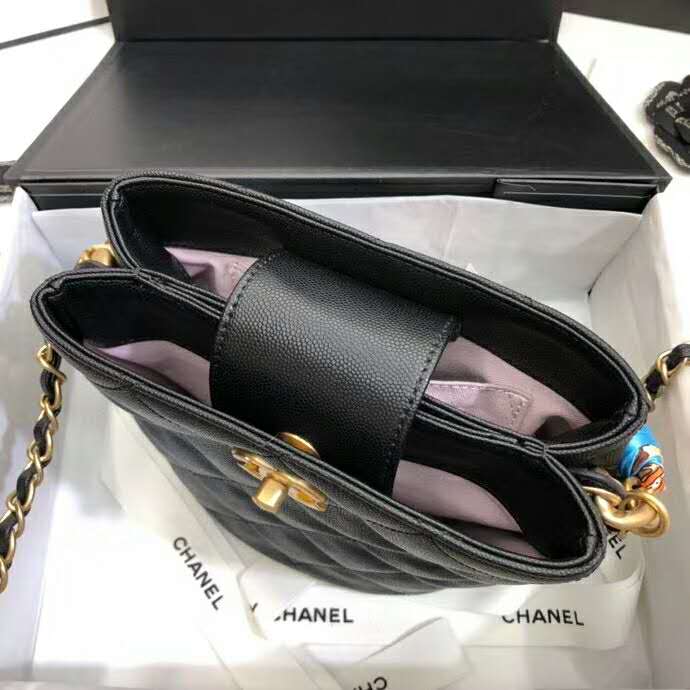 2020 Chanel drawstring bag