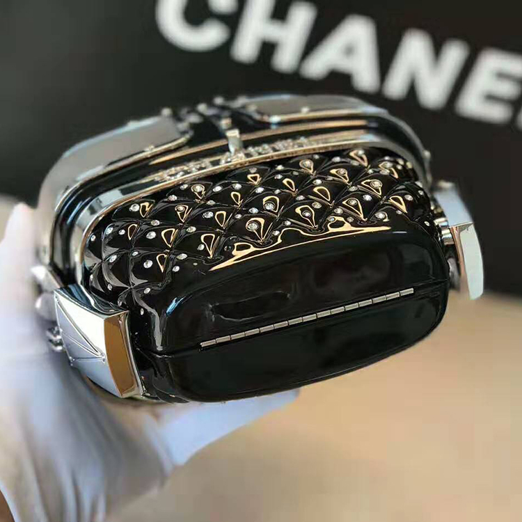 2020 Chanel evening bag