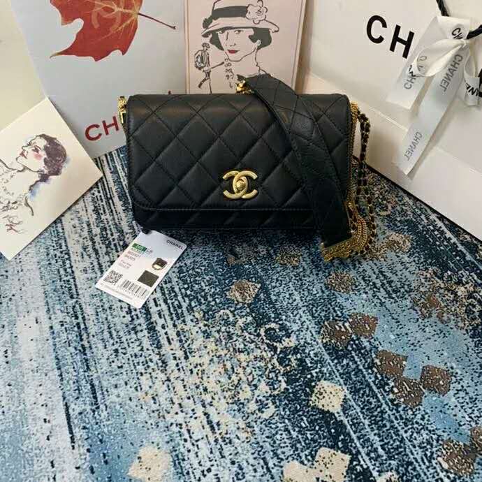 2020 Chanel flap bag