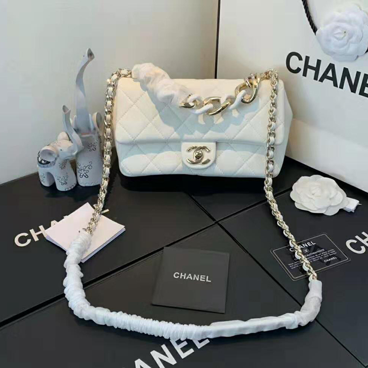 2020 Chanel flap bag