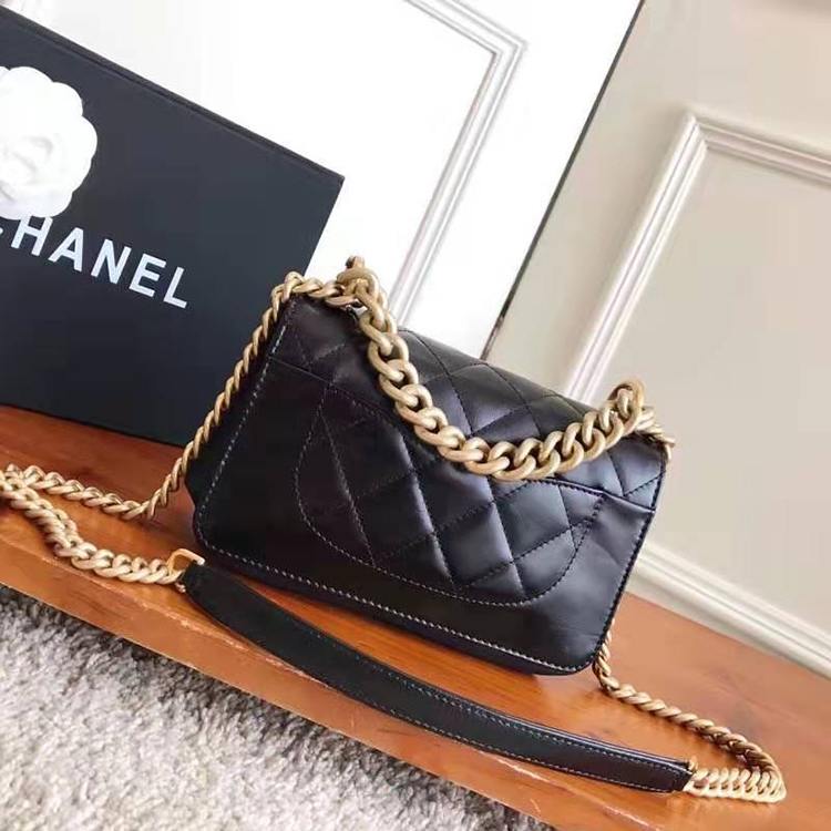 2020 Chanel flap bag