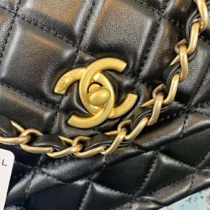 2020 Chanel flap bag