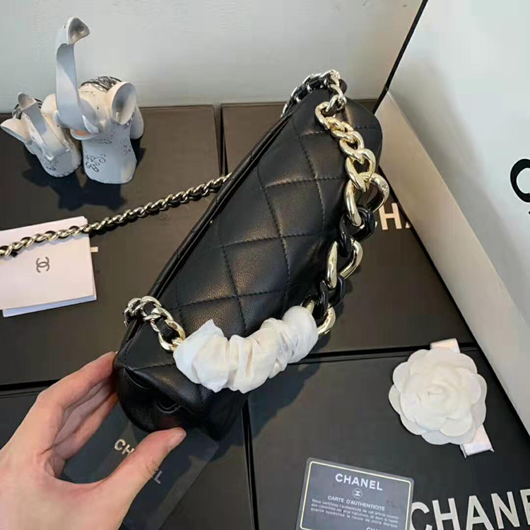 2020 Chanel flap bag