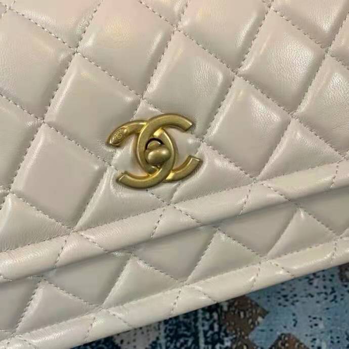 2020 Chanel flap bag