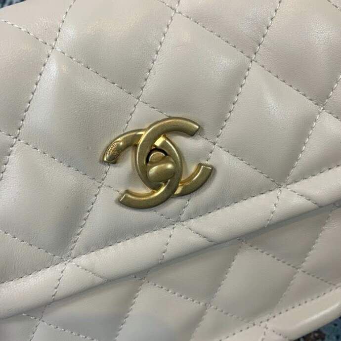 2020 Chanel flap bag