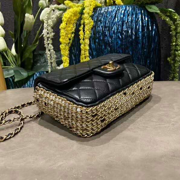 2020 Chanel flap bag