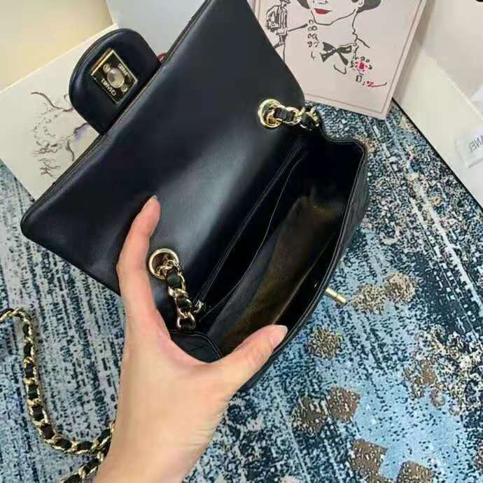 2020 Chanel flap bag