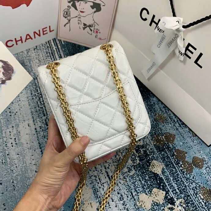 2020 Chanel mini 2.55 handbag